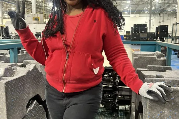 SOLIDARITY RED at Antolin